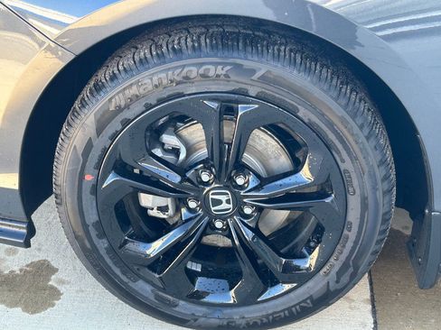 New 2025 Honda Accord SE image 9