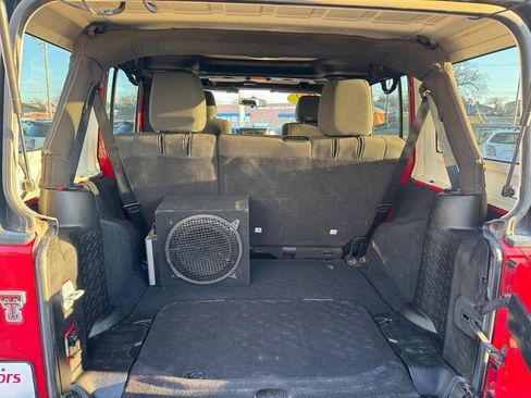 Used 2011 Jeep Wrangler Unlimited Sport image 28