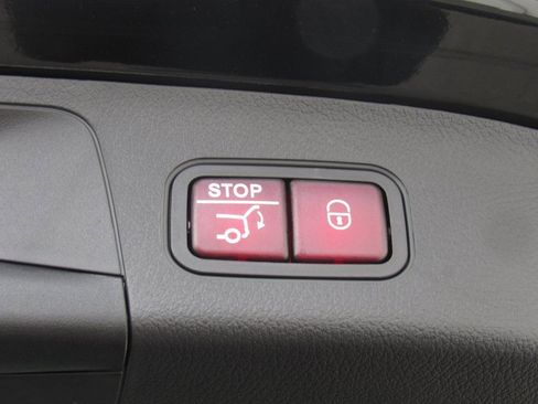 New 2025 Mercedes-Benz GLA 35 AMG 4MATIC image 27