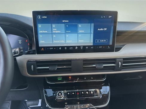 New 2026 Lincoln Corsair Reserve image 14