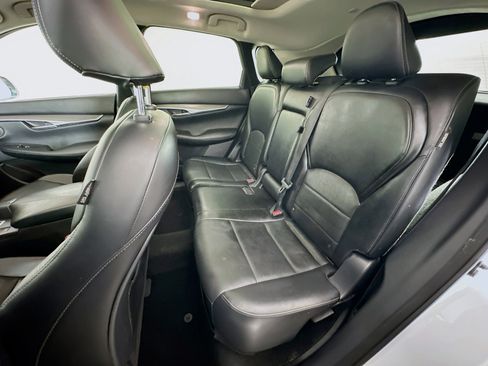 Used 2023 INFINITI QX50 Luxe image 28