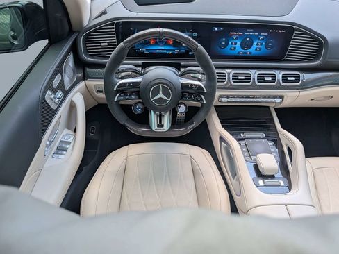 Used 2025 Mercedes-Benz GLE 53 AMG 4MATIC image 17