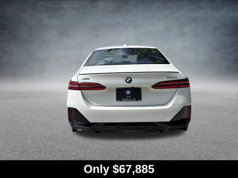 Used 2027 BMW 530i xDrive w/ M Sport Package AWD/4WD image 4