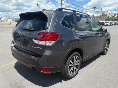 Used 2020 Subaru Forester Limited AWD/4WD image 3