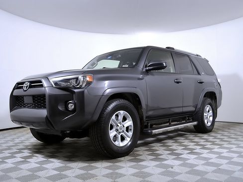 Used 2021 Toyota 4Runner SR5 RWD image 2