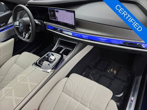 Certified 2023 BMW i7 xDrive60 AWD/4WD image 29