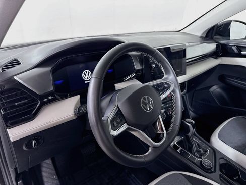 Used 2025 Volkswagen Taos S AWD/4WD image 4