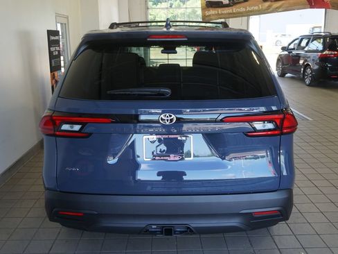 New 2026 Toyota Grand Highlander AWD image 17