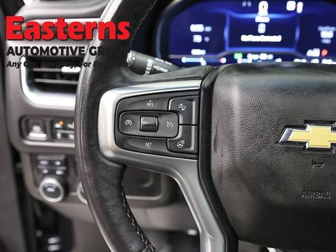 Used 2022 Chevrolet Tahoe LT w/ Luxury Package AWD/4WD image 15