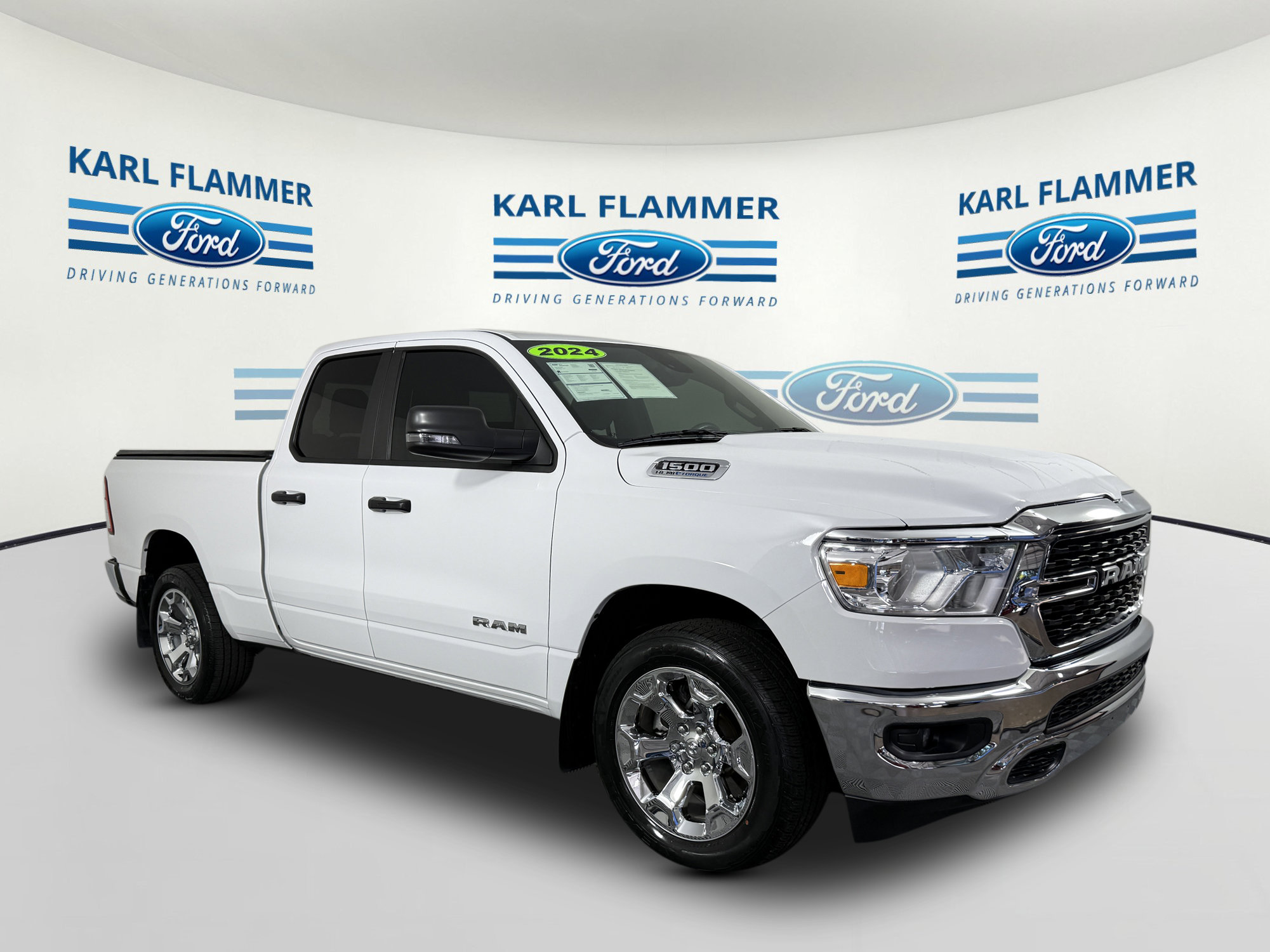 Used 2024 RAM 1500 Big Horn RWD image 1