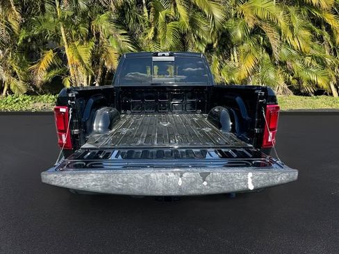 New 2026 RAM 2500 Laramie AWD/4WD image 5