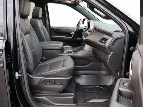 Used 2022 Chevrolet Tahoe RST w/ Luxury Package image 39