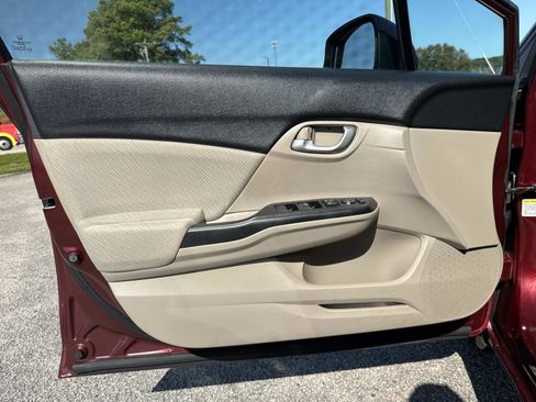Used 2013 Honda Civic LX image 17