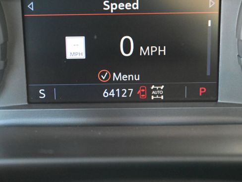 Used 2021 Chevrolet Tahoe Z71 w/ Rear Media and Nav Package image 23