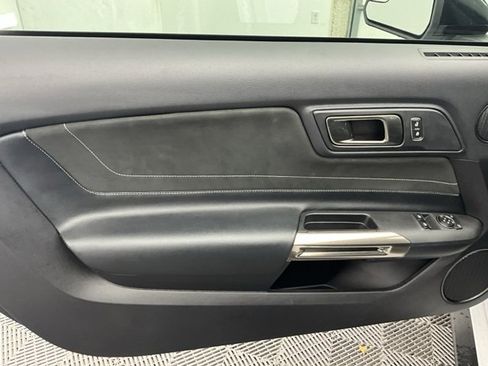 Used 2017 Ford Mustang Shelby GT350 w/ Electronics Package image 12