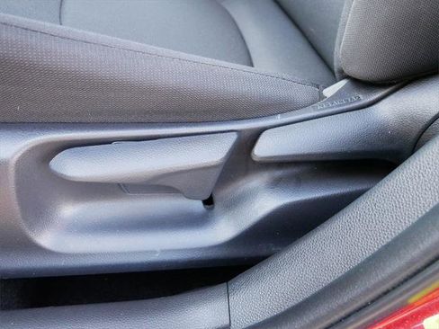 Certified 2020 Toyota Corolla LE image 16