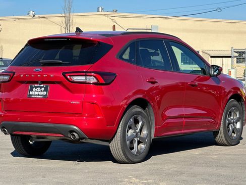 Used 2024 Ford Escape ST-Line Select w/ Tech Pack #1 image 4