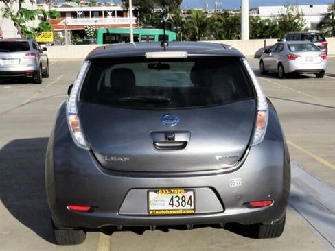 Used 2014 Nissan Leaf S w/ Charge Package FWD image 4