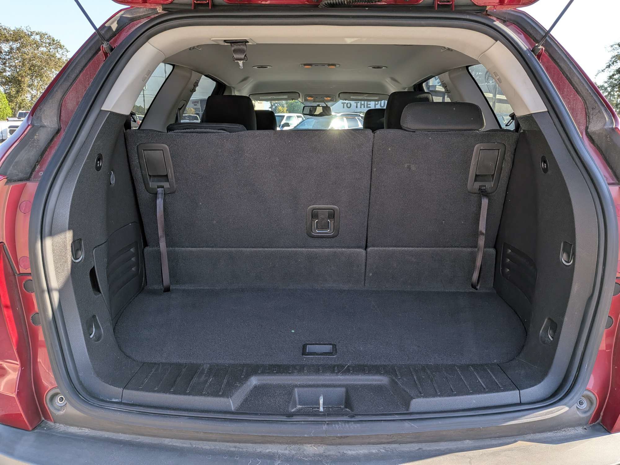 Used 2012 Chevrolet Traverse LT w/ LPO, 'HIT The Road' Package FWD image 13