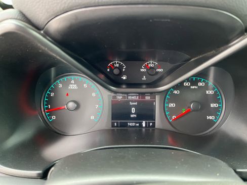 Used 2022 Chevrolet Colorado LT w/ LT Convenience Package image 15