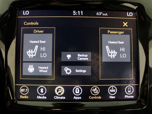 Used 2019 Jeep Cherokee Limited image 22