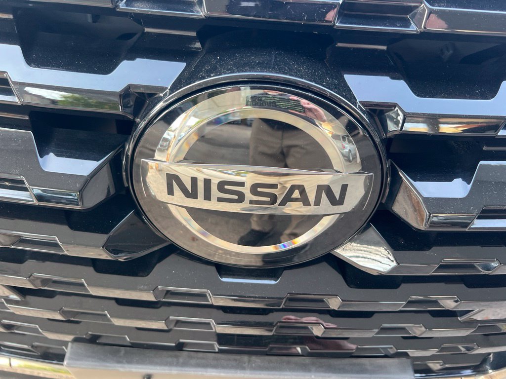 Certified 2021 Nissan Kicks SR w/ SR Premium Package FWD image 30