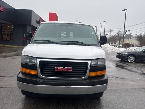 Used 2024 GMC Savana 2500 w/ Driver Convenience Package image 2