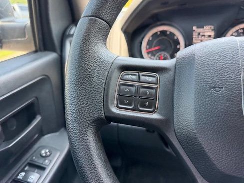 Used 2016 RAM 1500 Express AWD/4WD image 10