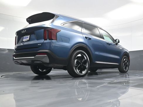 New 2025 Kia Sorento EX image 48