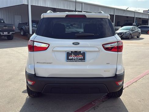 Used 2018 Ford EcoSport SE w/ SE Convenience Package image 6