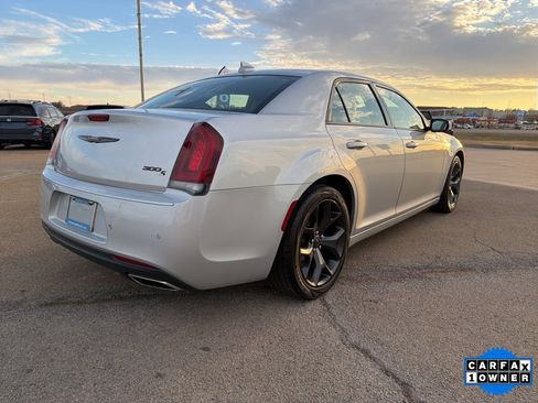 Used 2023 Chrysler 300 S image 5