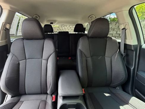 Used 2025 Subaru Outback Premium w/ Popular Package #1A AWD/4WD image 21