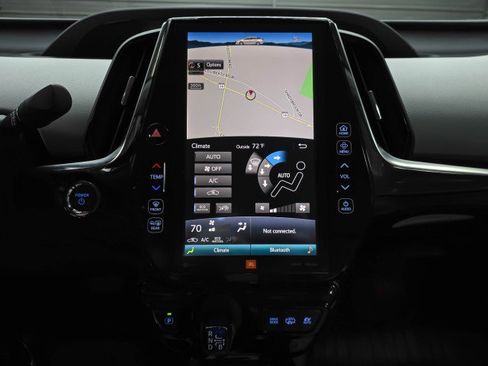 Used 2017 Toyota Prius Prime Premium FWD image 25