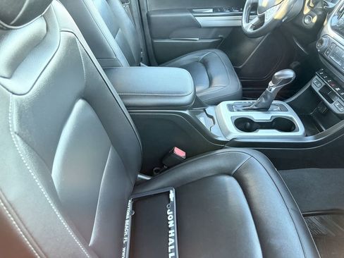 Used 2022 Chevrolet Colorado ZR2 w/ ZR2 Midnight Special Edition image 6