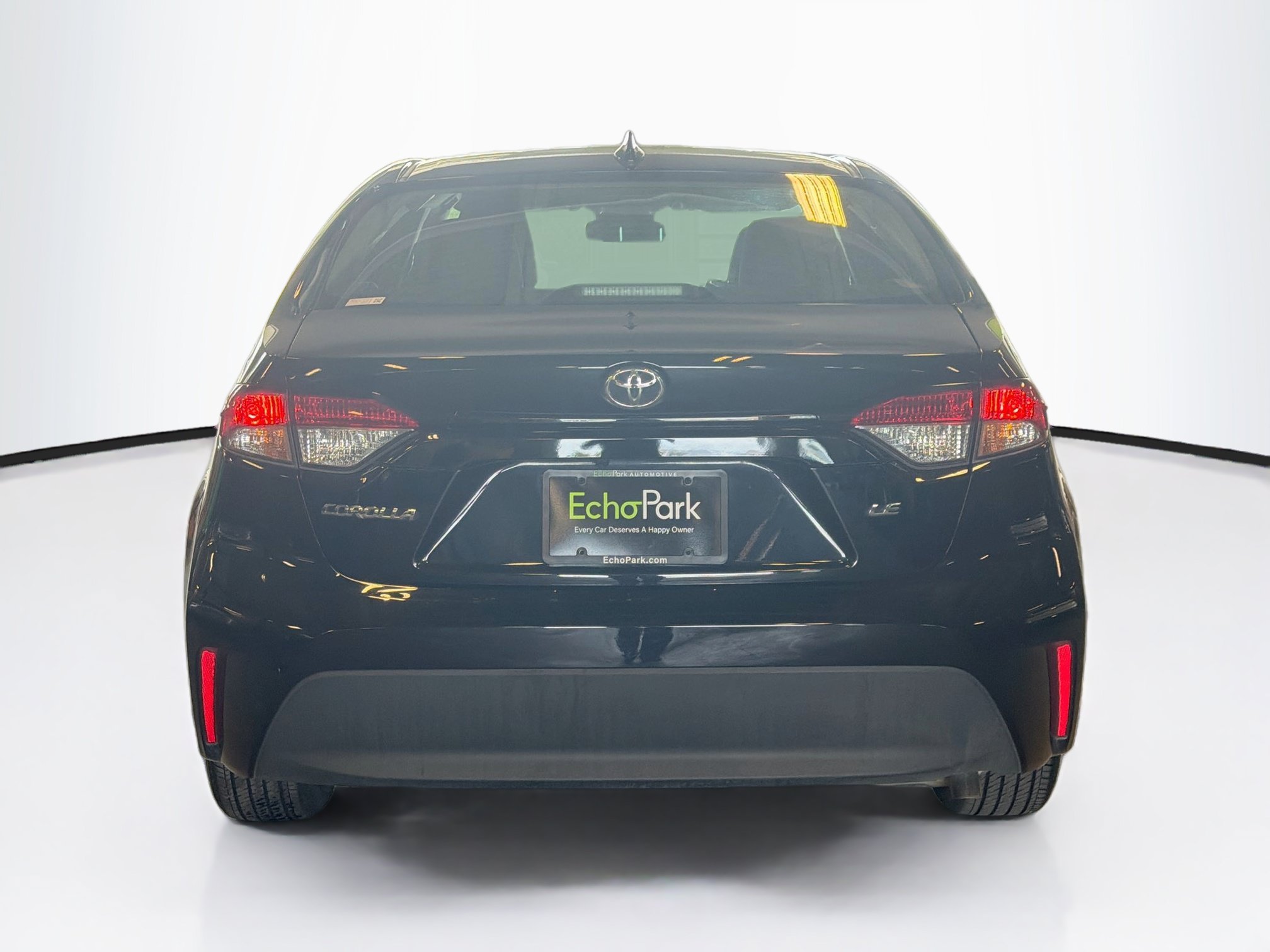 Used 2026 Toyota Corolla LE FWD image 7