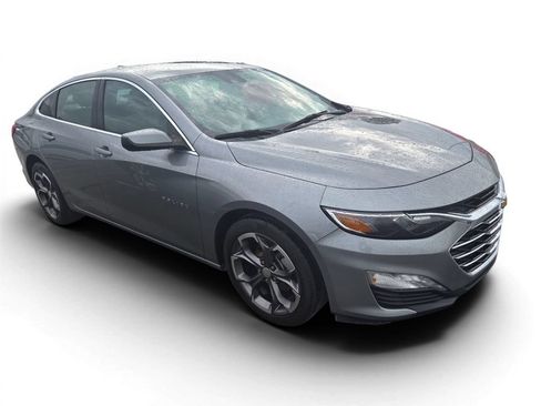 Used 2024 Chevrolet Malibu LT FWD image 2