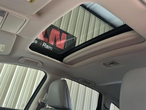 Used 2015 Honda CR-V EX-L image 24