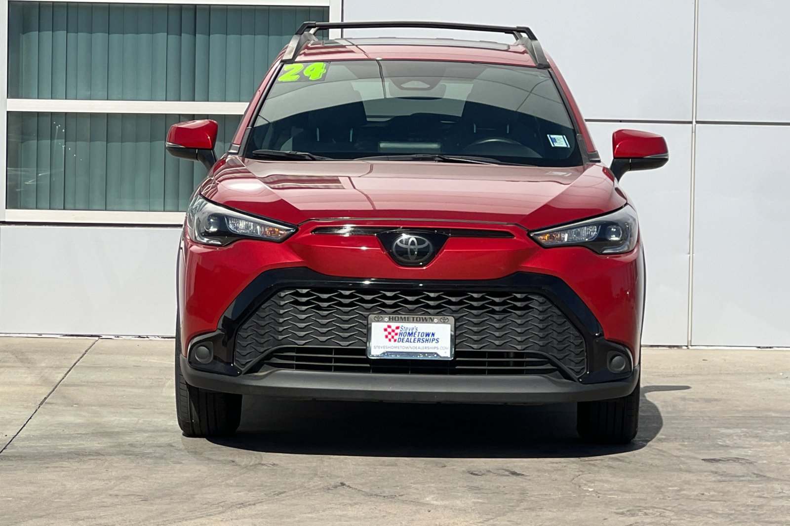 Certified 2024 Toyota Corolla Cross AWD Hybrid w/ Moonroof Package image 6