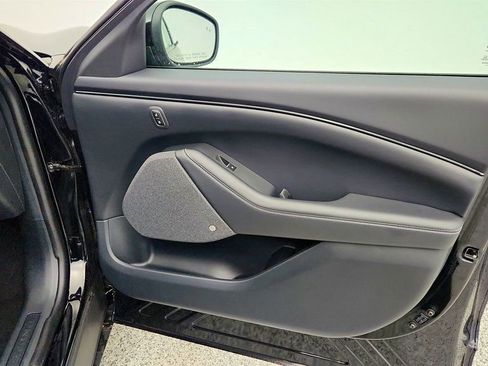Used 2024 Ford Mustang Mach-E Premium image 25