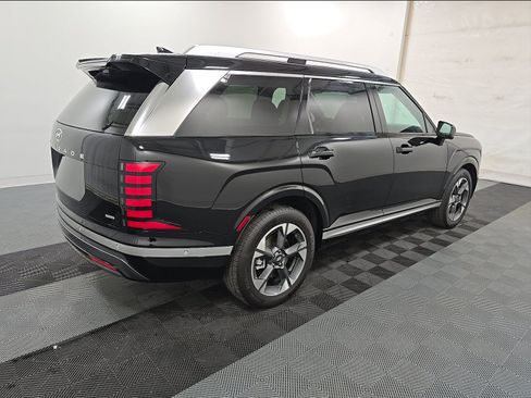 Used 2026 Hyundai Palisade Limited AWD/4WD image 7