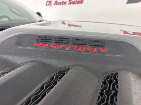 Used 2024 RAM 2500 Limited AWD/4WD image 13