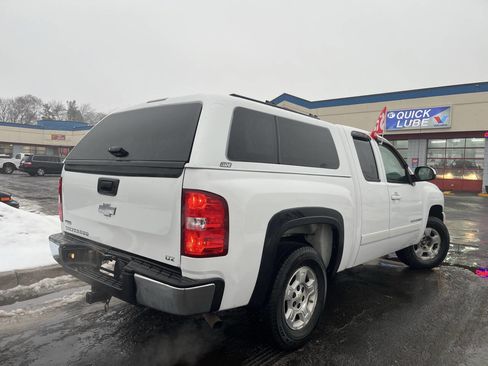 Used 2008 Chevrolet Silverado 1500 LTZ w/ Suspension Package, Off-Road image 3