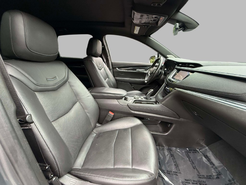 Used 2020 Cadillac XT5 Premium Luxury AWD/4WD image 14