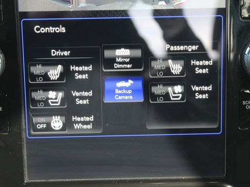 Used 2021 RAM 1500 Laramie image 42