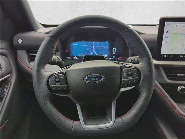 Used 2025 Ford Explorer ST-Line w/ Premium Package RWD image 16
