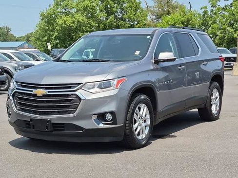Used 2019 Chevrolet Traverse LT AWD/4WD image 1