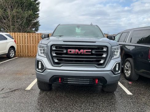 Used 2021 GMC Sierra 1500 AT4 image 2