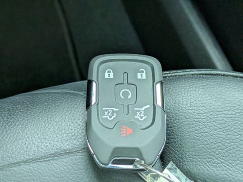 Used 2020 Chevrolet Tahoe LT AWD/4WD image 34