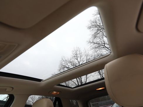 Used 2018 Mercedes-Benz GLE 350 4MATIC image 19