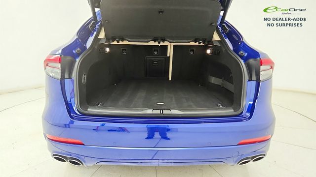 Used 2023 Maserati Levante GT AWD/4WD image 29